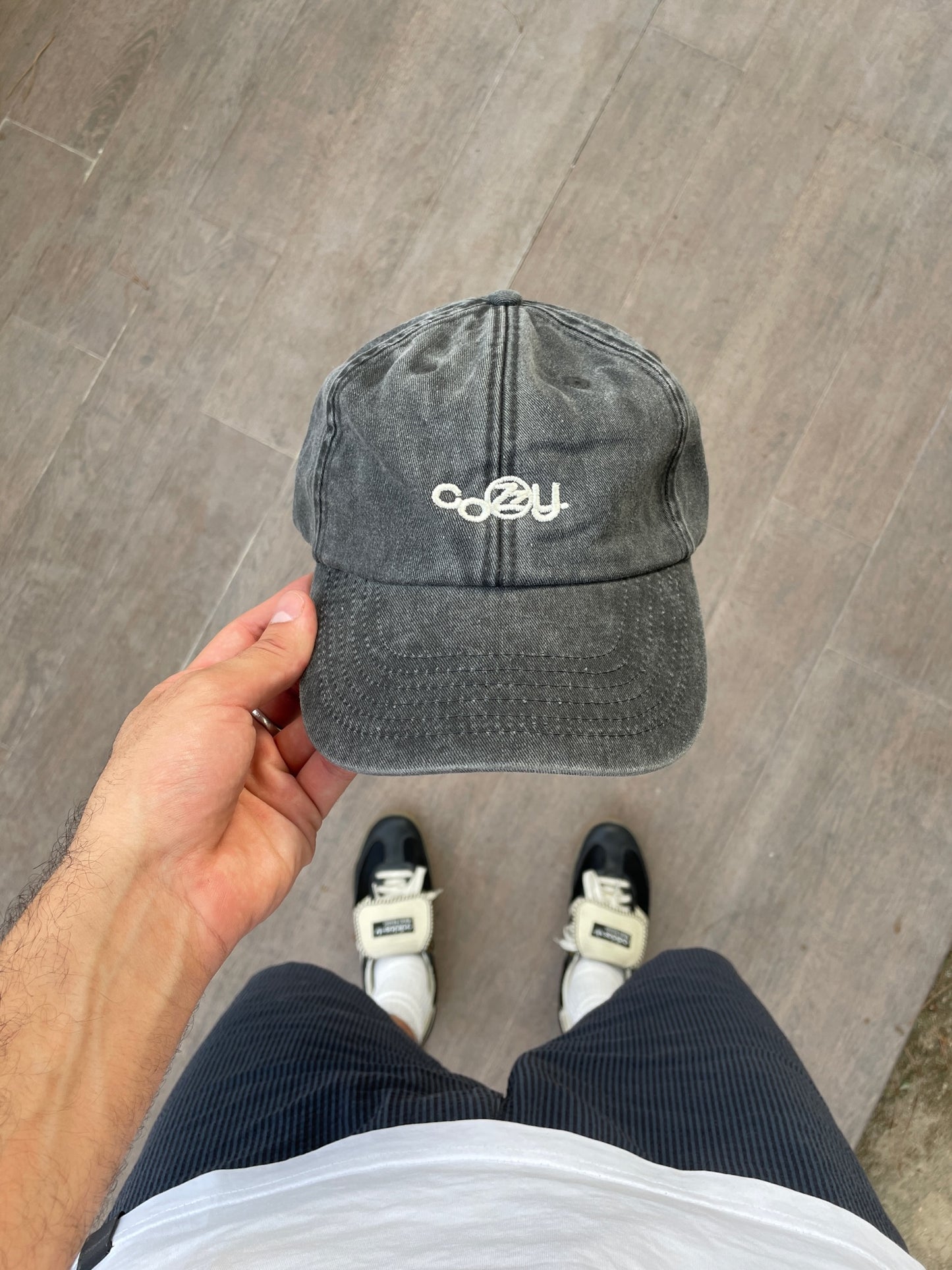 CLASSIC VINTAGE GREY CAP